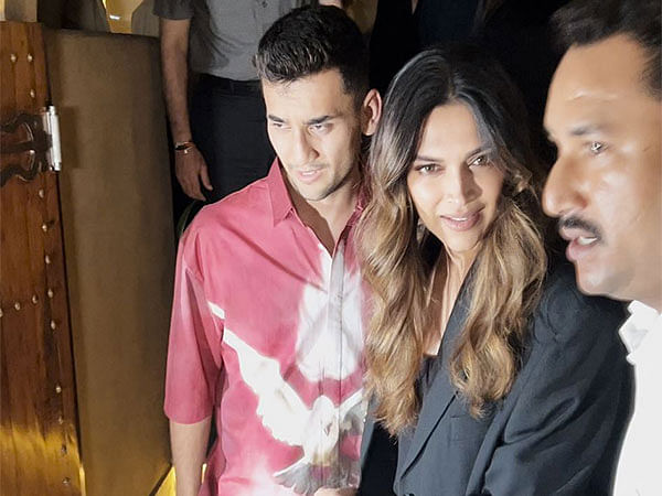 Deepika Padukone dines with Indian Olympian Lakshya Sen and Ranveer's family at Bandra