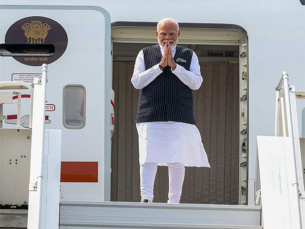 PM Modi accorded ceremonial welcome on arrival in Poland