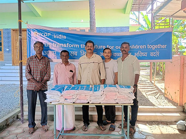 IYDF and S.R. Manilal Collaborate to Provide Aid and Warmth to Children in Kollam