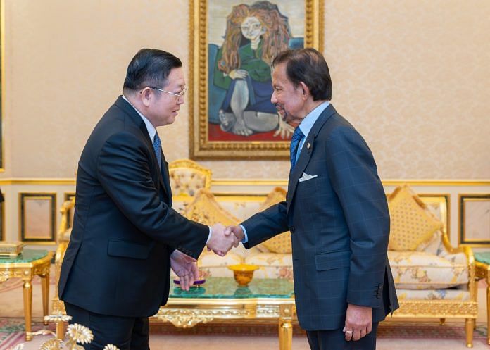 Secretary-General of ASEAN Dr. Kao Kim Hourn with Sultan Haji Hassanal Bolkiah | Credit: X/@ASEAN
