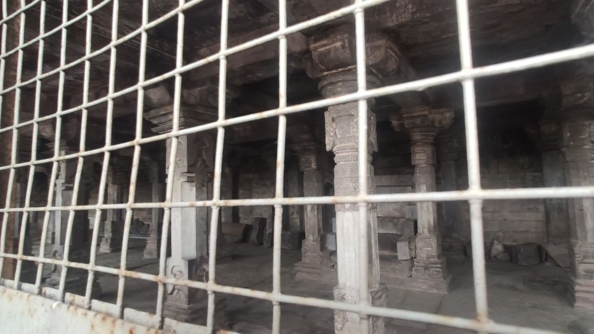 Gated portion of Bijamandal complex with idols placed inside | Iram Siddique | ThePrint