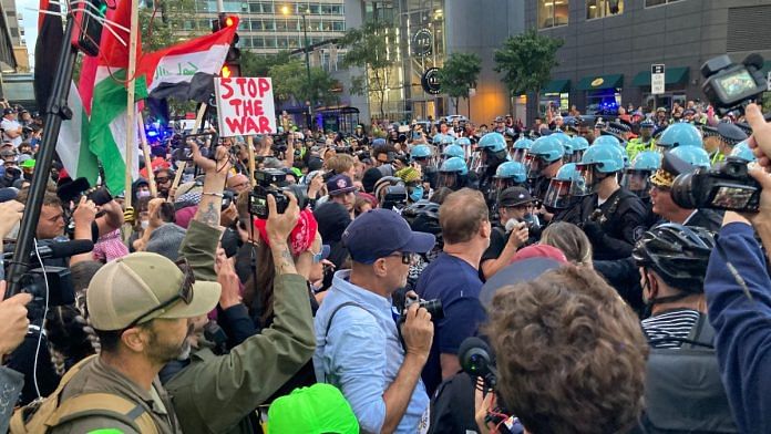 Pro-Palestine protesters clash with police in Chicago, Tuesday | Keshav Padmanabhan | ThePrint