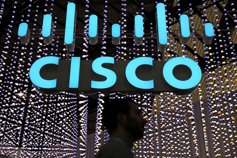 Cisco sees recovery in equipment demand, cuts 7 jobs globally