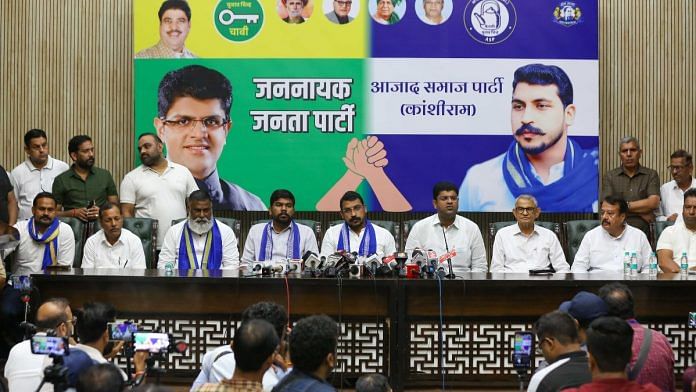 Former Haryana Deputy Chief Minister Dushyant Chautala and Aazad Samaj Party (Kanshi Ram) President Chandrashekhar Azad at the press conference in Delhi | Photo: Suraj Singh Bisht, ThePrint