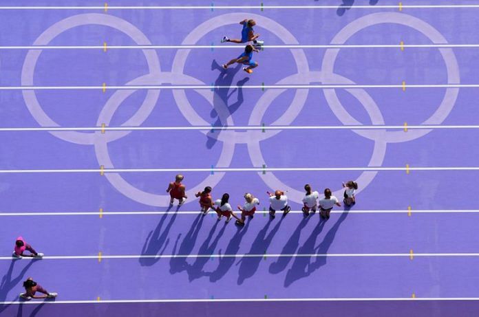 Olympics-Athletics-Pretty purple track proves popular in Paris