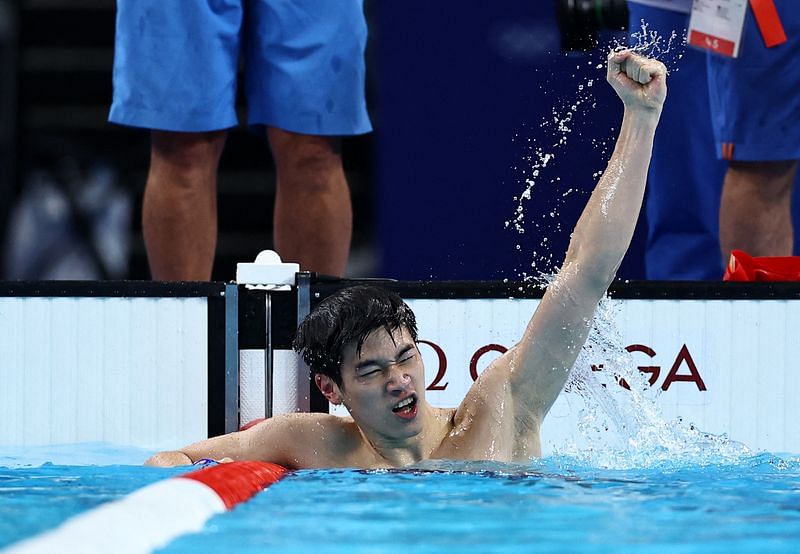 Olympics-Swimming-China's Pan smashes own 100m freestyle world record ...