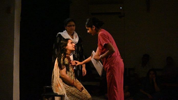 Parveen (Dhwani Vij) and Nutan (Ravleen Kaur Chawla) with the hospital nurse (Purnabha Chaturvedi) in a scene from ‘Usar’ | by special arrangement