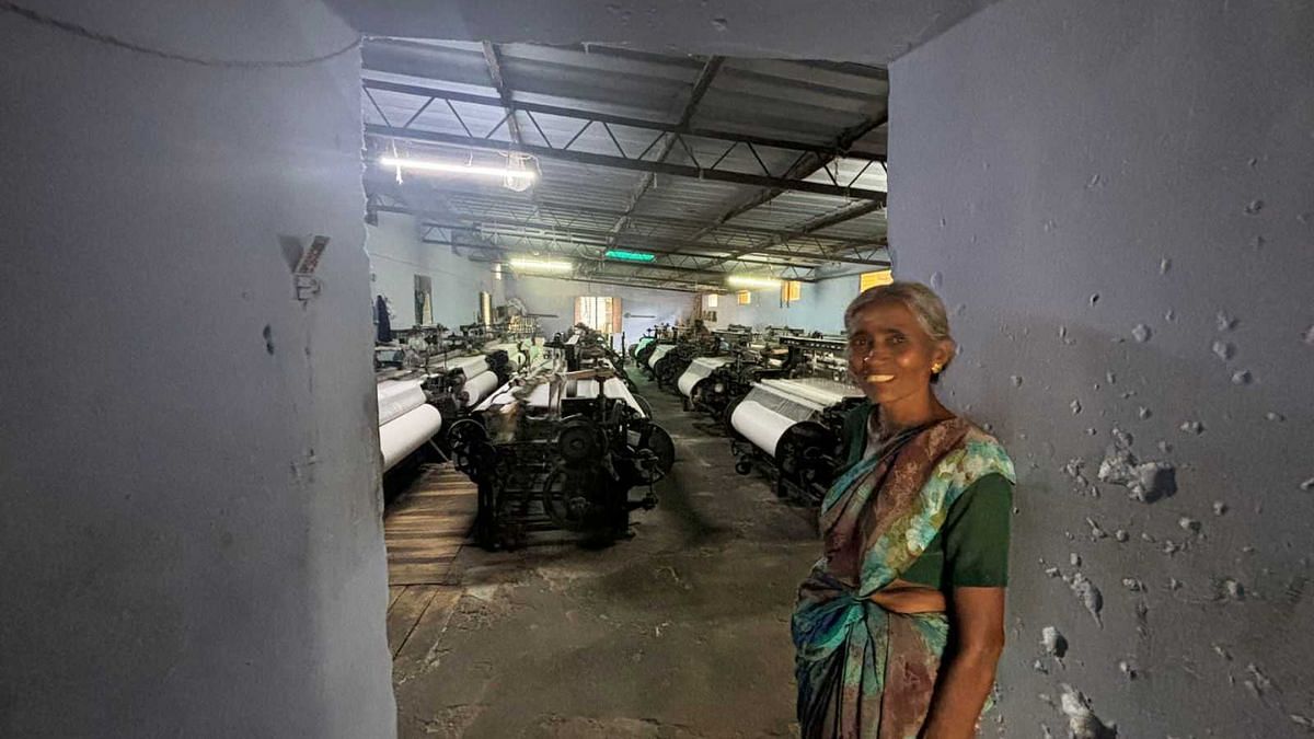 Rajeshwari with her powerlooms in Chatrapatti | Vandana Menon, ThePrint