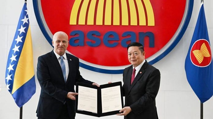 Bosnia and Herzegovina's Ambassador to ASEAN, Armin Limo presented his letter of credence to Secretary-General of ASEAN, Kao Kim Hourn, at the ASEAN Headquarters Tuesday | Credit: ASEAN Website