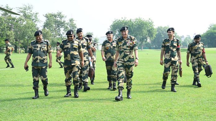 Outgoing BSF DG Nitin Agarwal with outgoing Special DG Y.B. Khurania during former's visit to Jammu frontier on 20 July | Photo: Special arrangement