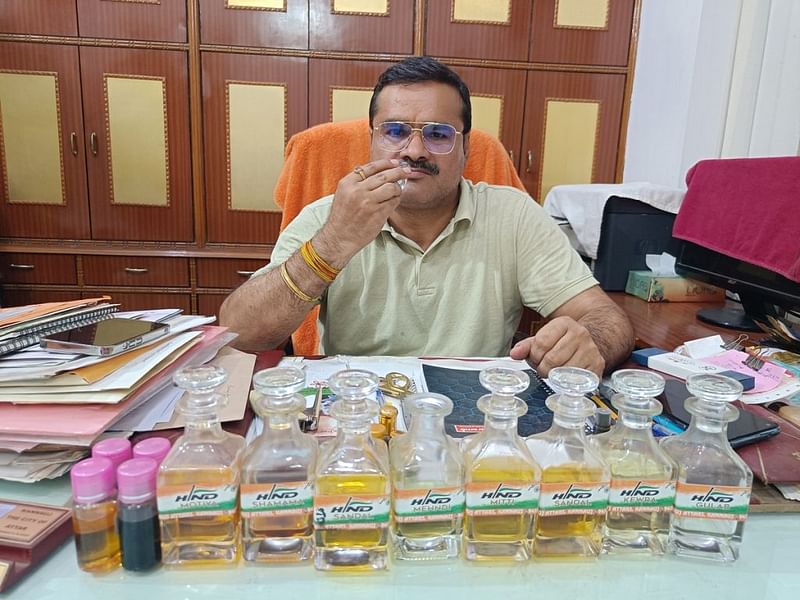 कन्नौज परफ्यूम एसोसिएशन के अध्यक्ष पवन त्रिवेदी | फोटो: कृष्ण मुरारी/दिप्रिंट