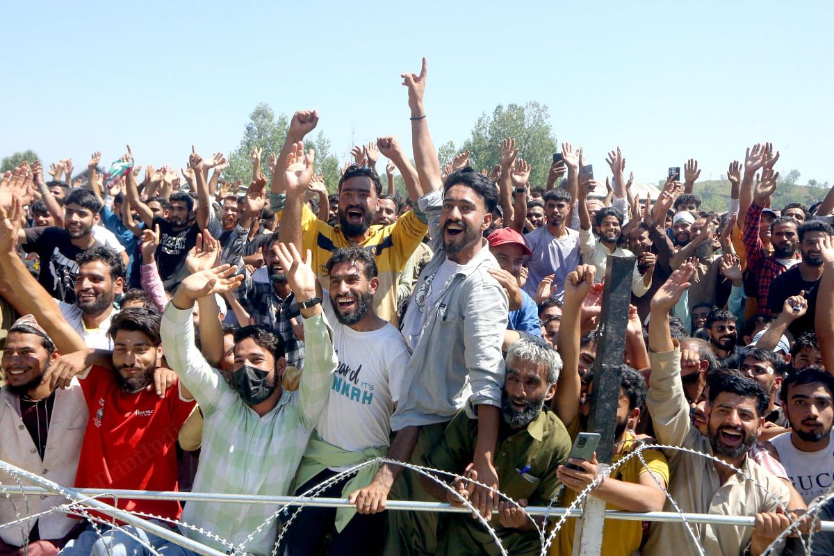 Supporters of Engineer Rashid at his Baramulla rally | Praveen Jain | ThePrint