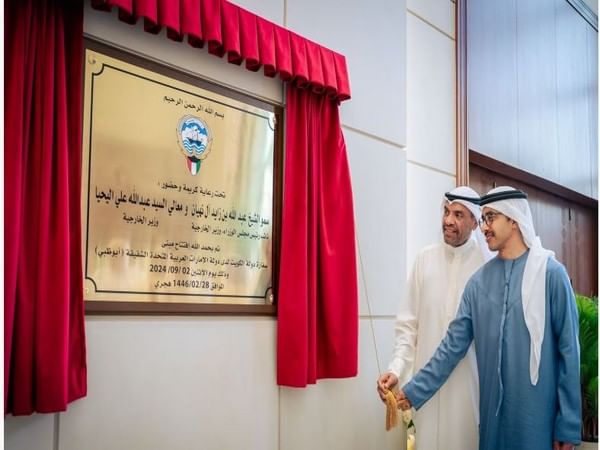 Abdullah bin Zayed, Kuwaiti FM inaugurate new Kuwaiti embassy building in Abu Dhabi