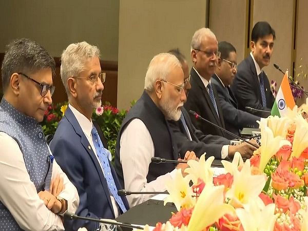 PM Modi calls India-Singapore ministerial roundtable 