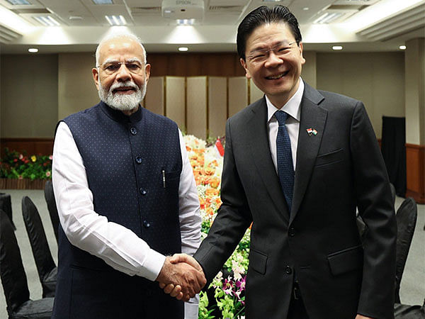 India, Singapore elevate relations to Comprehensive Strategic Partnership; agree to expand trade, investment