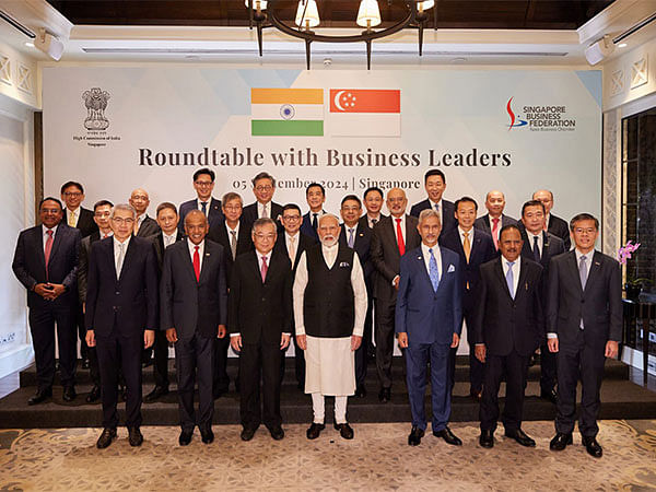 In meeting with PM Modi, Singapore companies pledge to invest over Rs 5 lakh crore in India