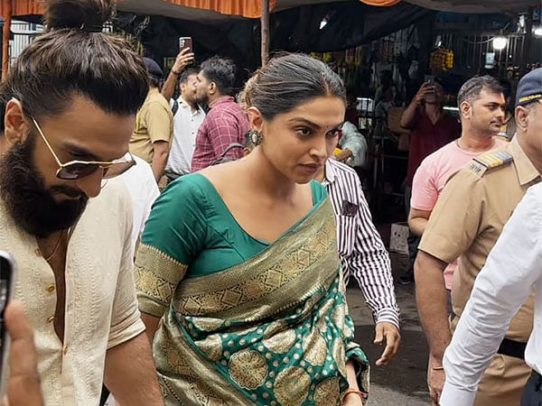 Ganesh Chaturthi 2024: Parents-to-be Deepika Padukone, Ranveer Singh visit Siddhivinayak Temple