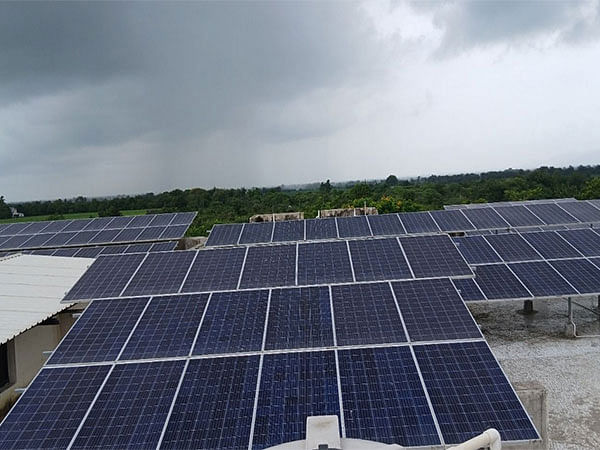 Gujarat to install 48 MW solar rooftop systems on government buildings in 2024-25