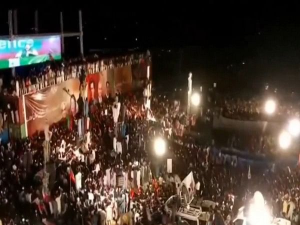 Pakistan: Imran Khan's party claims firing at its rally, decries 