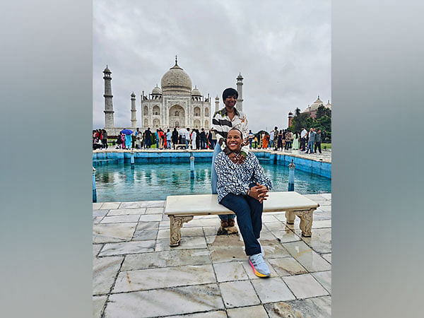 Sao Tome and Principe PM Patrice Emery Trovoada visits Taj Mahal in Agra 