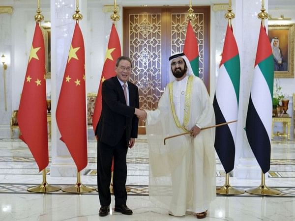 Mohammed bin Rashid, China's Premier of State Council discuss ways to deepen bilateral partnership