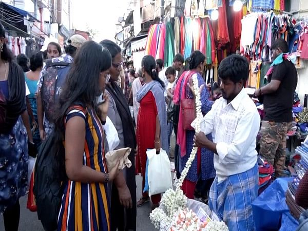 Shoppers flock to markets on Uthrada Pachil in Kerala 