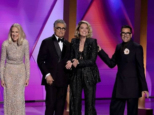 'Schitt's Creek' team reunited at Emmys 2024, fans turn nostalgic