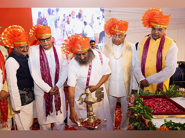 Gurudev Sri Sri Ravi Shankar Honored with Honorary Doctorate at TMU Special Convocation