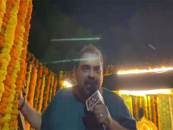 Shankar Mahadevan bids farewell to Bappa in a joyous Ganesh visarjan