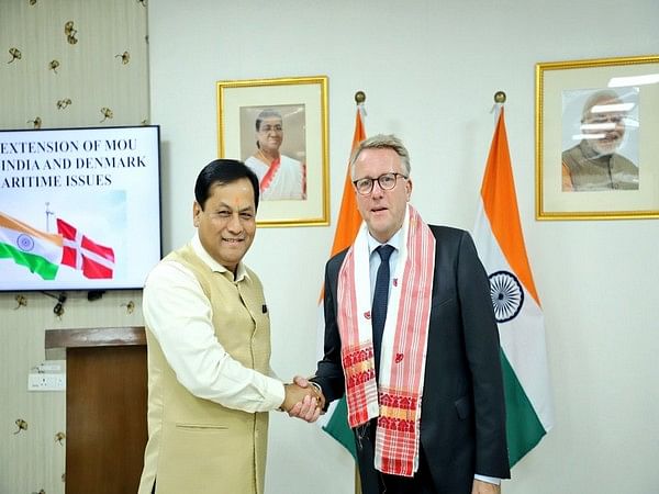 MoU on Maritime issues extended and signed between Shipping Minister Sonowal and his Danish counterpart