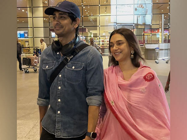 Newlyweds Aditi Rao Hydari, Siddharth make first public appearance after wedding