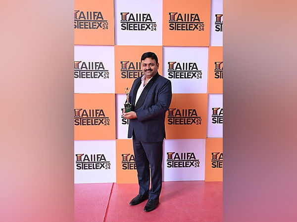 Suresh Goyal, Chairman and Managing Director of Sambhv Steel Tubes Ltd., Honoured with Excellence in Market Presence Award at AIIFA Steelex Awards 2024