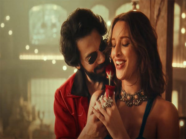 Song 'Mere Mehboob' from Vicky Vidya Ka Woh Wala Video out now: RajKummar Rao, Triptii Dimri bring energy to trippy track