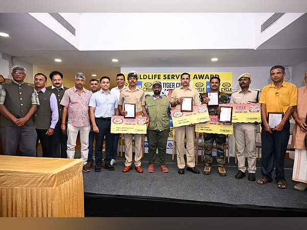 Cycle Pure Agarbathi Honours Forest Guardians at 12th Annual Wildlife Service Awards