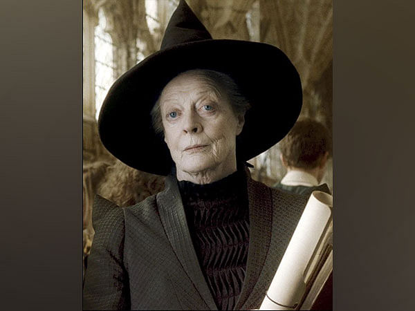 Harry Potter star Maggie Smith dies at 89