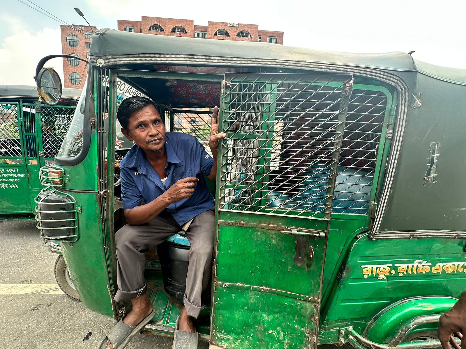 Nannu Miyan, an auto rickshaw driver based in Dhaka | Ananya Bhardwaj | ThePrint 