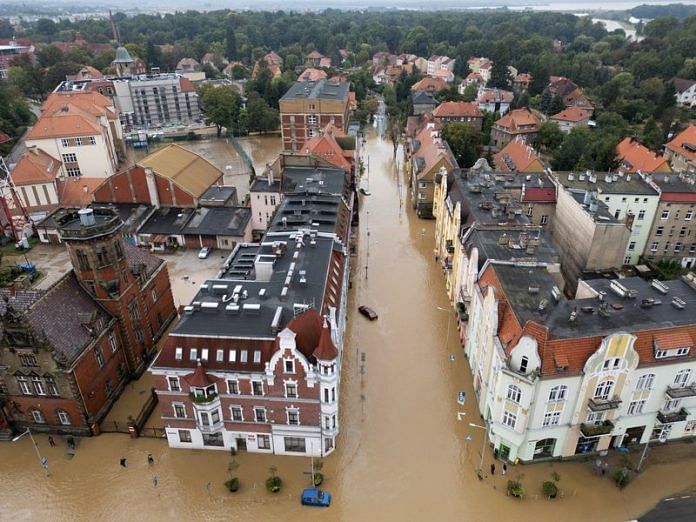 Flood-hit Central Europe fortifies towns as waters and death toll rise ...