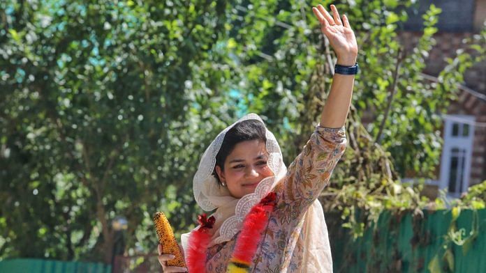 Iltija Mufti (36) is fighting her first political battle in her family’s home turf of Bijbehara. She can be seen interacting with women voters in the constituency | Praveen Jain | ThePrint photo