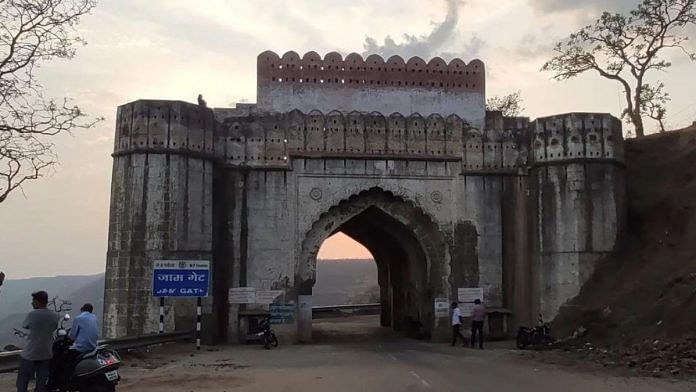 Representational image of Jam Gate | Iram Nafis Siddique | ThePrint