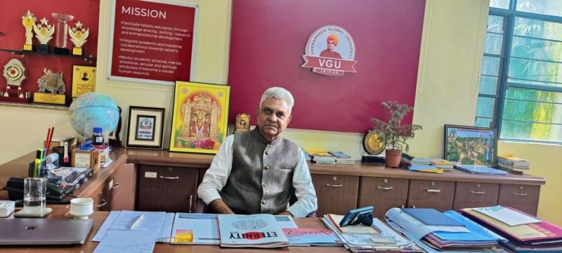 सेवानिवृत्त आईएएस अधिकारी ललित पंवार ने 30 अगस्त को भजन लाल शर्मा के नेतृत्व वाली राजस्थान सरकार को 17 नए जिलों पर अपनी रिपोर्ट सौंपी | फोटो: कृष्ण मुरारी/दिप्रिंट
