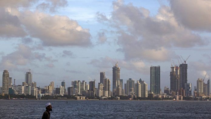 Scattered clouds seen over Mumbai’s skyline | Representational image | Reuters/Danish Siddiqui