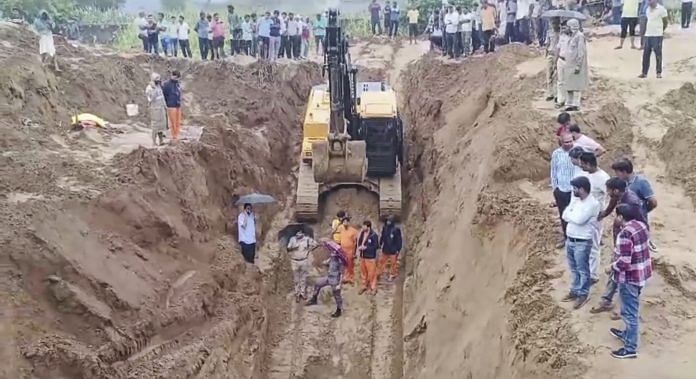 Rescue work underway on Thursday after a two-year-old girl fell into a borewell while playing on Wednesday, in Dausa, Rajasthan/PTI Photo