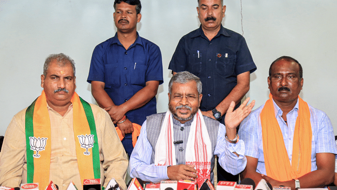 Jharkhand BJP chief Babulal Marandi addresses a press conference ahead of the visit of PM Narendra Modi, in Jamshedpur | ANI