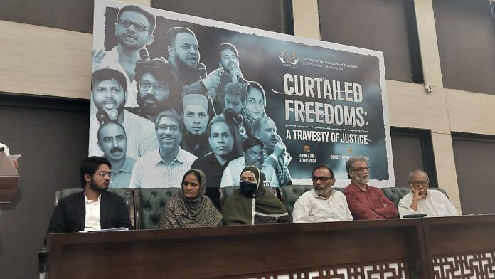 Shakra Begum, Nargis Khalid Saifi, Syed Qasim Rasool Ilyas, CPI(ML) General Secretary Dipankar Bhattacharya and Congress leader Digvijaya Singh (left to right) demanded the release of those incarcerated without trial. | Photo: Heena Fatima | ThePrint