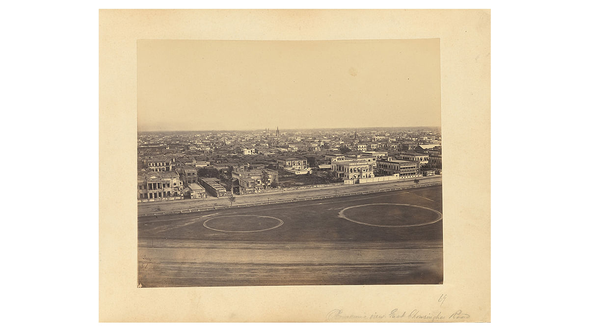 Panoramic view, East Chowringhee Road, John Edward Sache, Kolkata, India, 1864–1868. Image courtesy of The J. Paul Getty Museum, Los Angeles