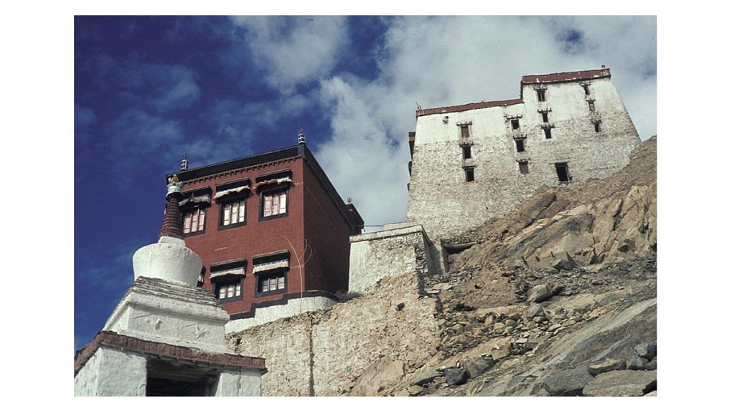 Thiksey Monastery, H. Grobe, Ladakh, India, 1981. Image courtesy of Wikimedia Commons