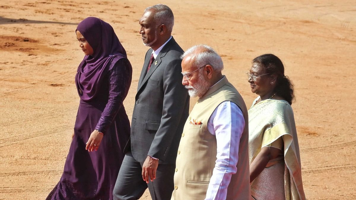 Maldivian President Muizzu accorded ceremonial welcome at Rashtrapati Bhavan, to hold talks with Modi