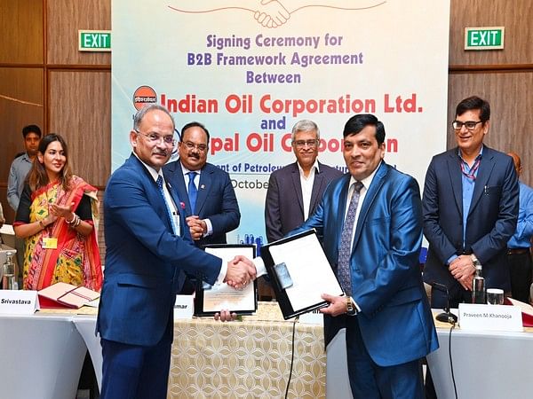 Indian Oil and Nepal Oil Corporation to work on major petroleum infrastructure development in Nepal