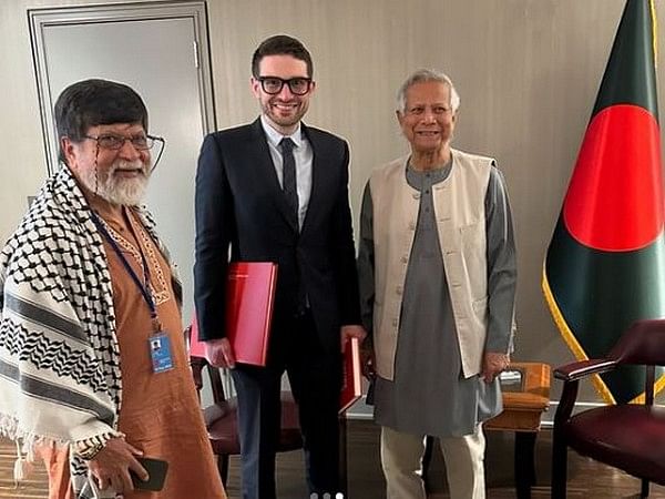 US: George Soros' son meets Muhammad Yunus, calls him 'father's old friend'