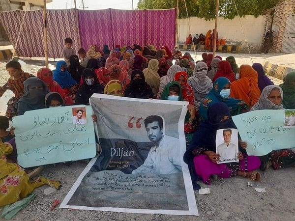 Pak: Protest in Awaran demands safe return of Diljan Baloch amid intimidation by security forces